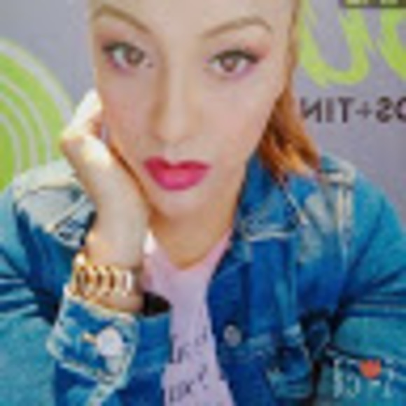 thaniaaguilar